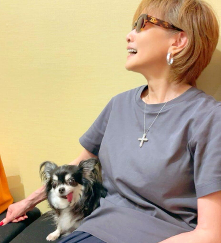 小柳ルミ子 愛犬ルル 出典：アメブロより