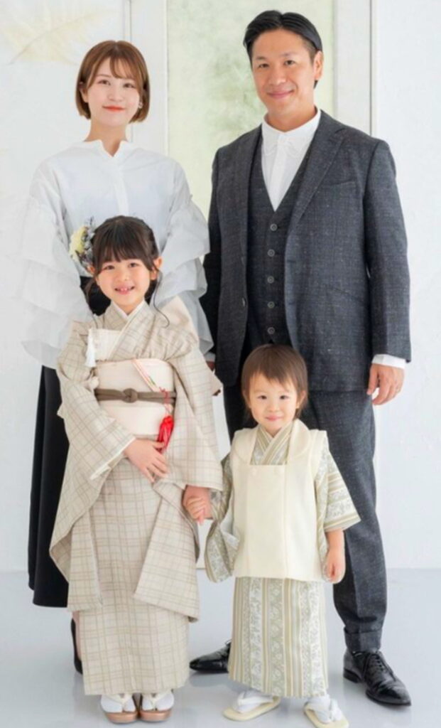 川島章良 川島菜月 家族写真 出典：CHANTO WEBより