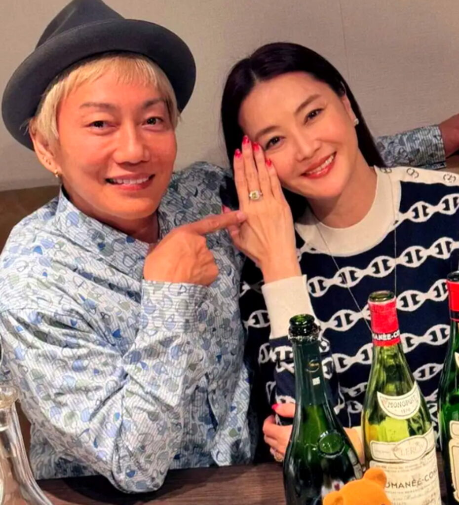 青山光司 観月ありさ 出典：インスタグラムより