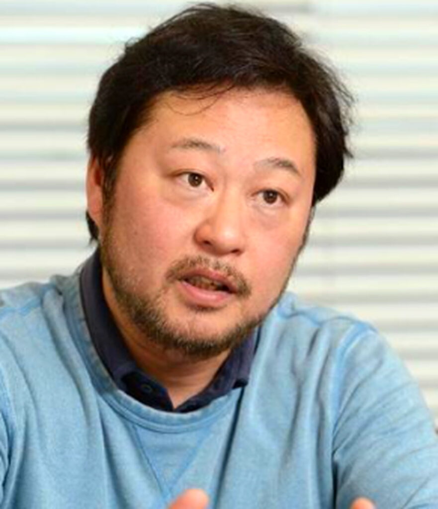 上條恒彦 息子 出典：産経新聞より