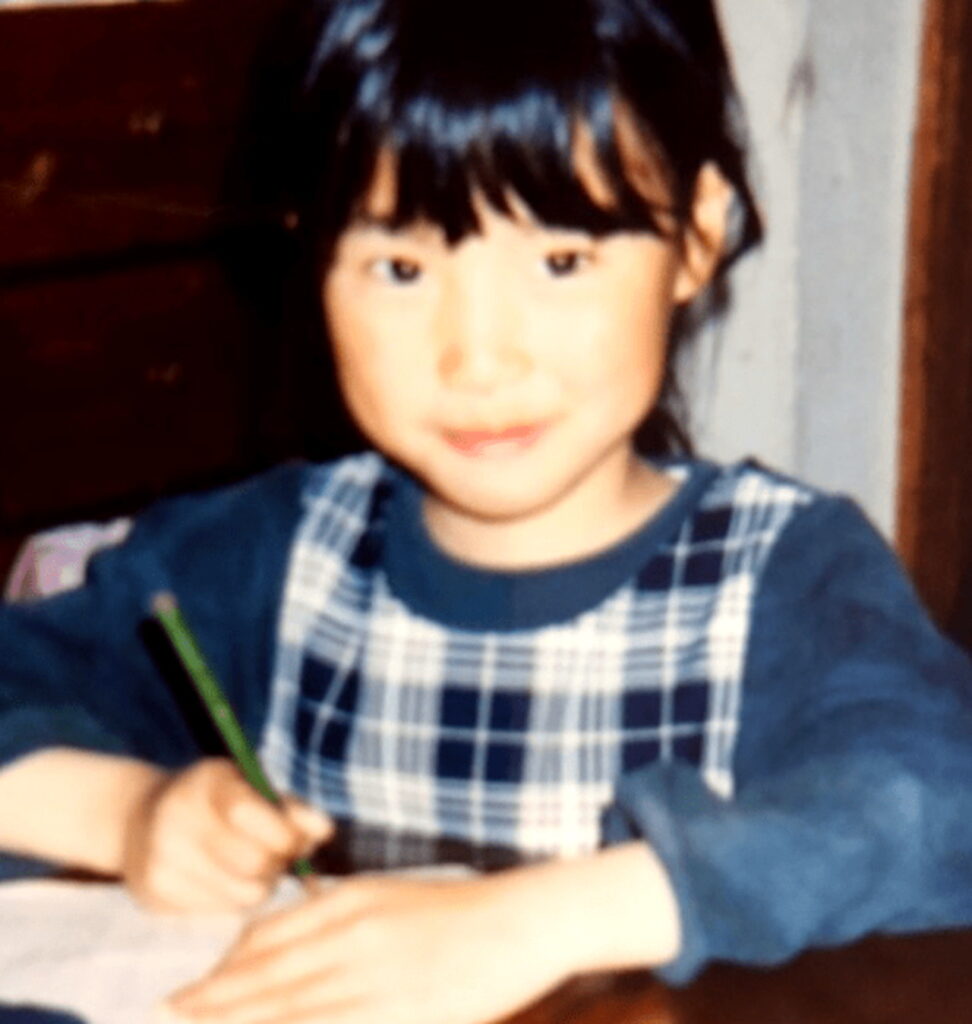 紺野ぶるま 小学校 出典：CHANTO WEBより